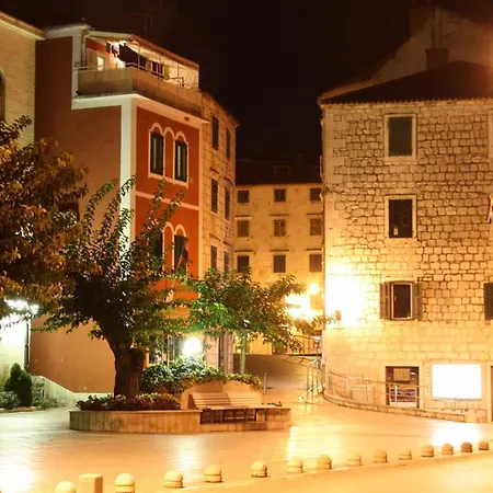 Elysium Townhouse Σπίτι διακοπών