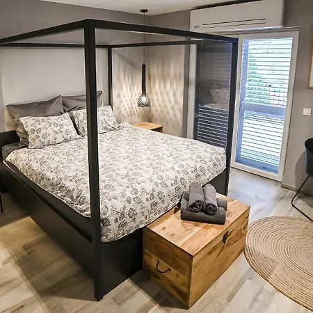 Elysium Townhouse * Imotski