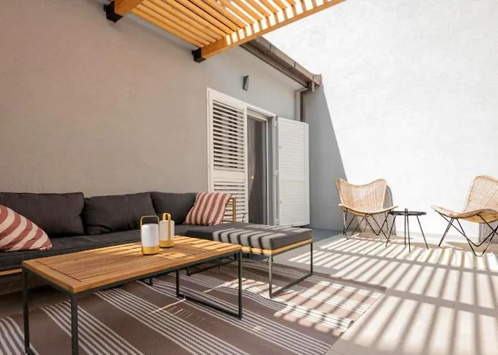 Elysium Townhouse *