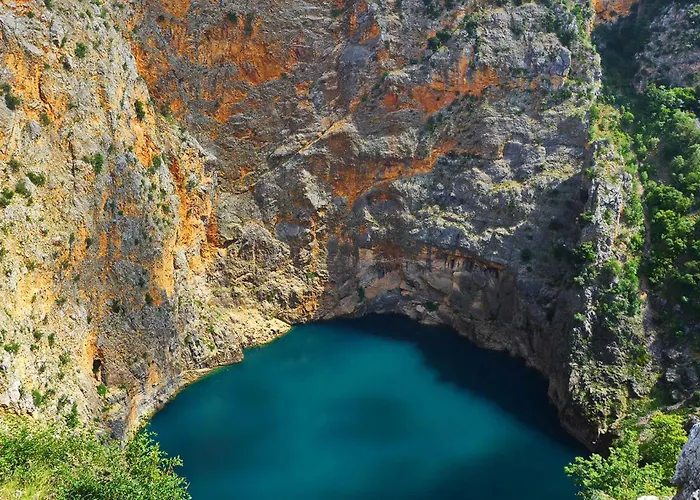 Сasa de vacaciones Elysium Townhouse